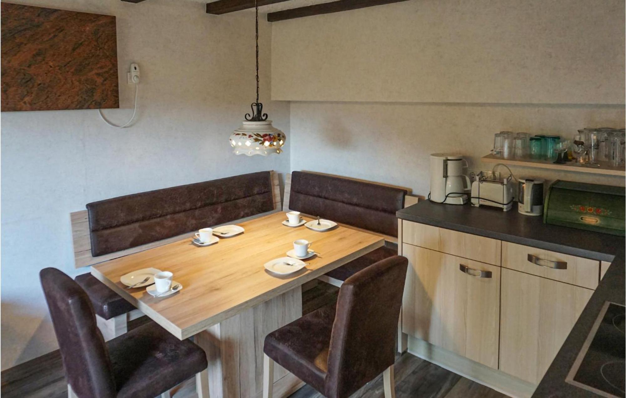 Amazing Apartment In Hinterweidenthal With Wifi ภายนอก รูปภาพ