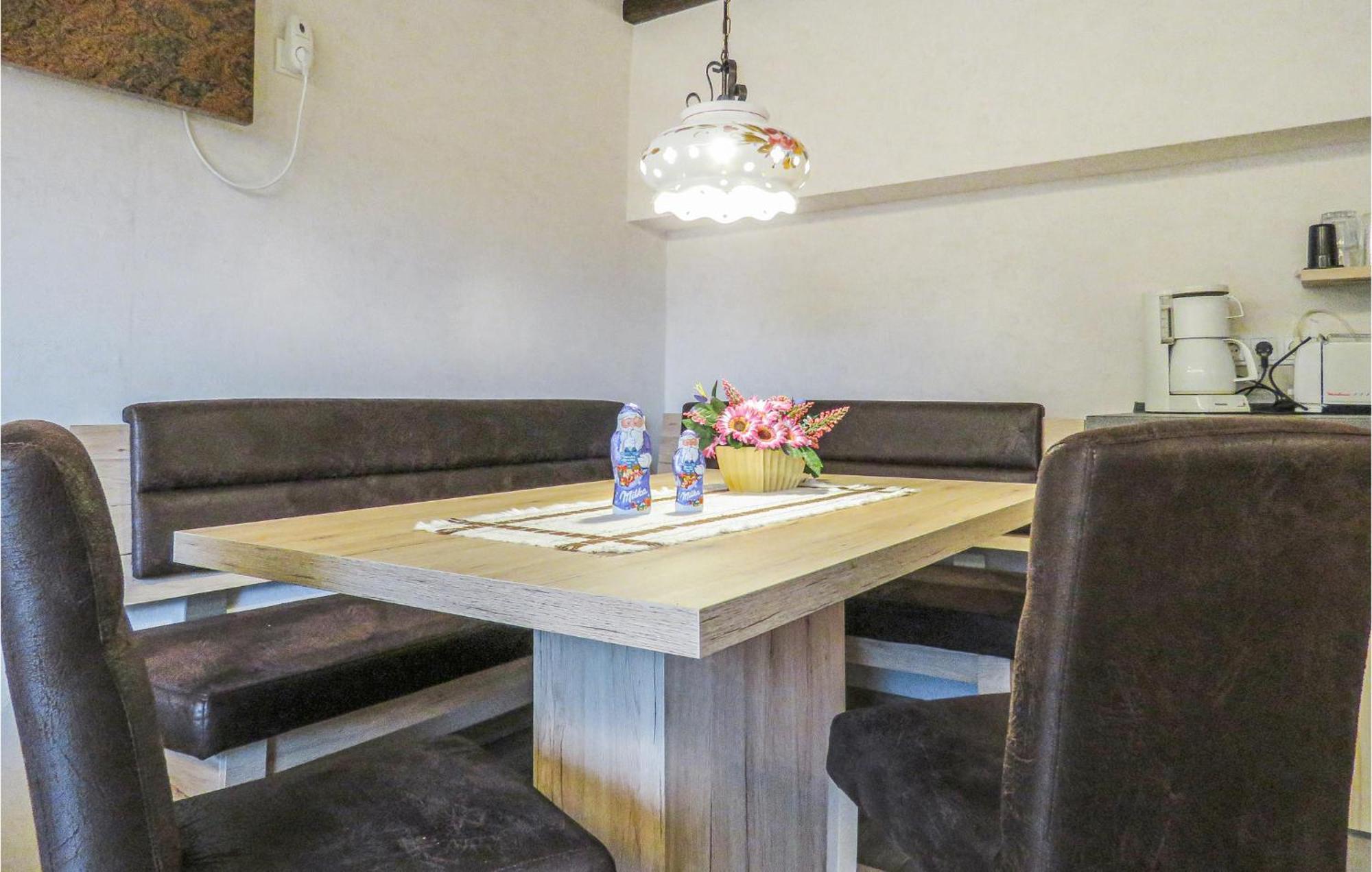 Amazing Apartment In Hinterweidenthal With Wifi ภายนอก รูปภาพ